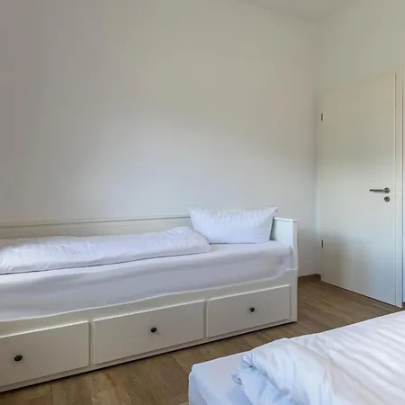 Kranichrast Am Roebeler Stadthafen Appartement